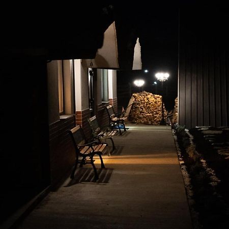 Resort Valea Tatarilor Lacu Rosu Exteriör bild