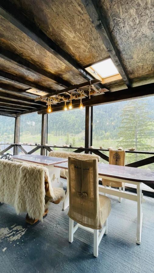 Resort Valea Tatarilor Lacu Rosu Exteriör bild