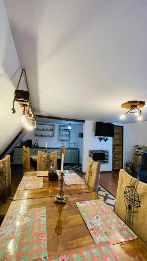 Resort Valea Tatarilor Lacu Rosu Exteriör bild